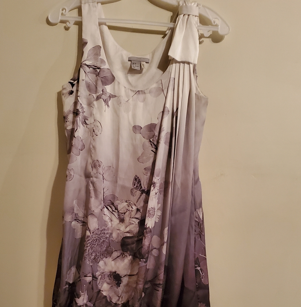 Floral pleat accent dress